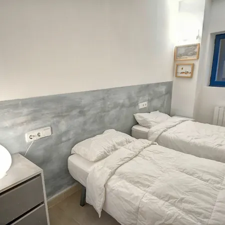 Sanctuary Penthouse By Hello Homes