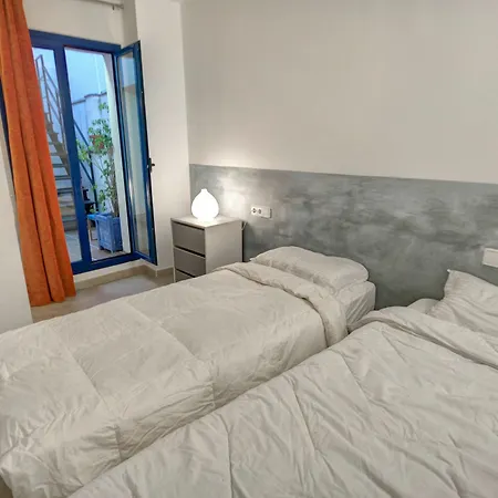 Sanctuary Penthouse By Hello Homes *